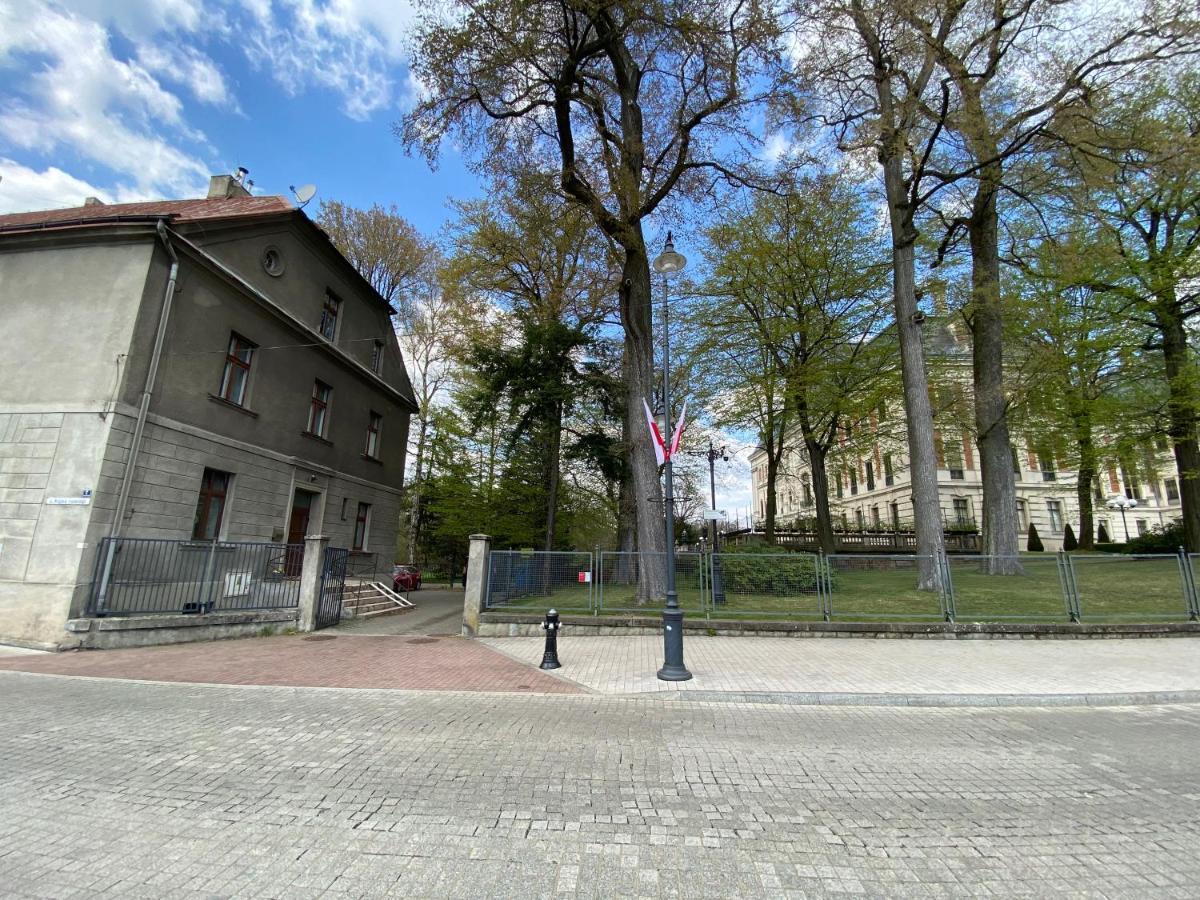 Apartament Przy Zamku Pless Exterior foto